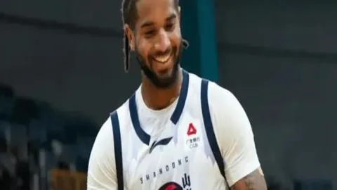 《潜行深海续篇：有声剧新篇章解锁，神秘剧情线索浮出水面！》